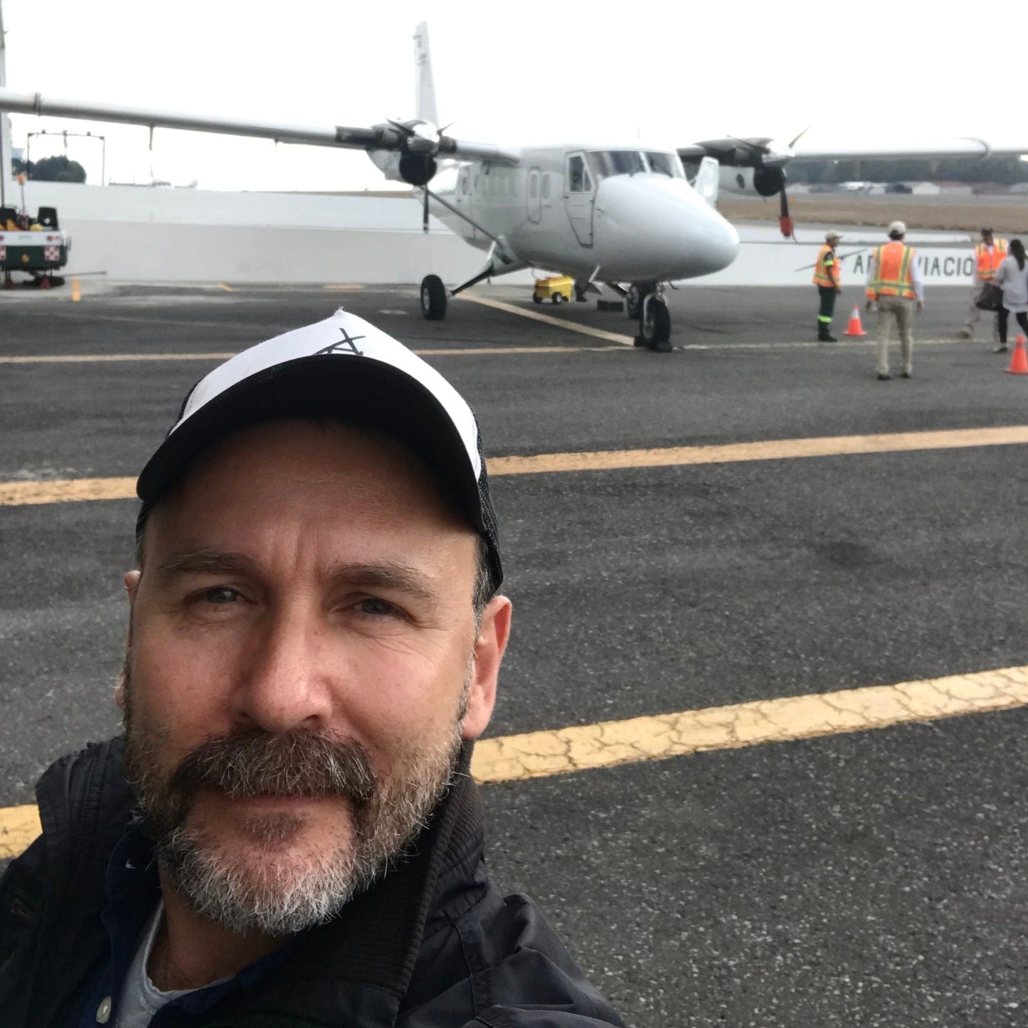 Ralf arriving by plane in Guatemala